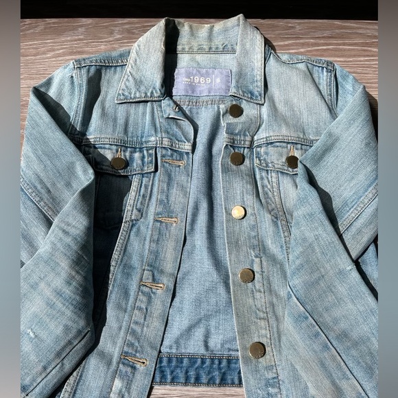 Women’s Denim Jacket - Picture 3 of 4